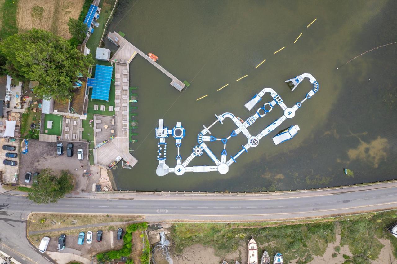 Mill Dam Lake House Saint Osyth Екстериор снимка